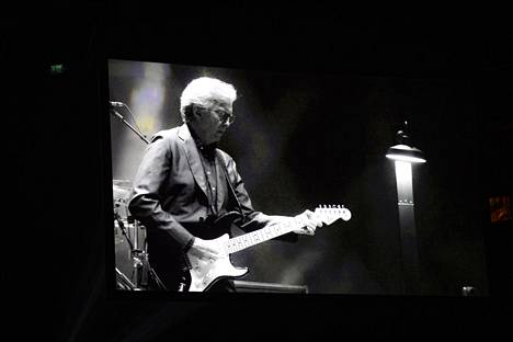 Claptonin anteeksipyytelemätön sointi kuvasti sitä matkaa, jonka blues on historian saatossa taittanut.