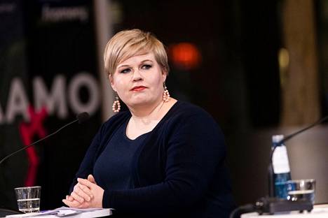 Valtiovarainministeri Annika Saarikko. Kuva Ilta-Sanomien aluevaalitentistä tammikuussa.