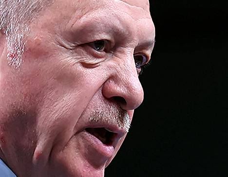 Turkin presidentti Recep Tayyip Erdoğan on asettanut ehtoja Suomen ja Ruotsin Nato-jäsenyydelle.