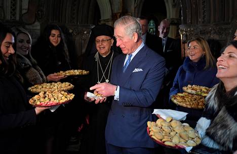 Vuonna 2017 silloinen prinssi Charles tapasi ihmisiä melkiittiläis-kreikkalaiskatolisesta kirkosta.