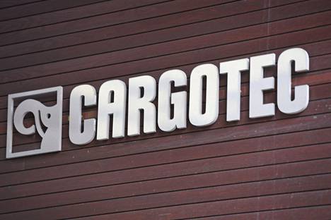 Cargotecin toimitusjohtaja Mika Vehviläinen sanoo, että globaaleista kriiseistä huolimatta yhtiön saamat tilaukset, liikevaihto ja vertailukelpoinen liikevoitto olivat viime vuonna ennätystasolla.