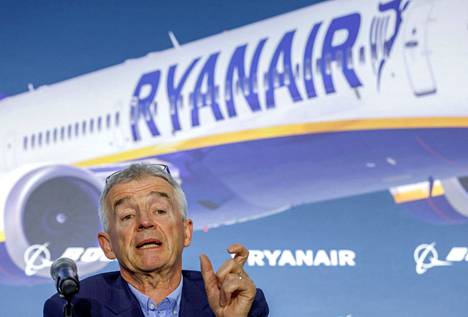 Ryanairin tulos verojen jälkeen oli maaliskuun lopussa päättyneellä tilikaudella noin 1,4 miljardia euroa plussalla. Kuvassa Ryanairin toimitusjohtaja Michael O’Leary.