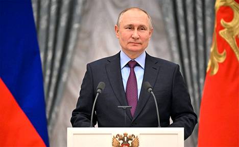 Venäjän presidentti Vladimir Putin piti tiedotustilaisuutta Donetskin ja Luhanskin alueiden tilanteesta tiistaina Kremlissä Moskovassa.