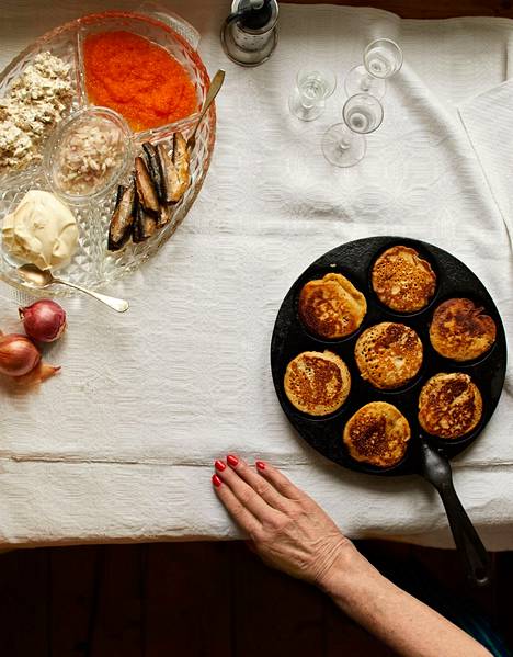 The liquid in Olga's blinis is milk and cream. 