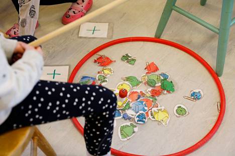 Yhteinen toiminta, leikki ja erilaiset projektit tukevat lasten oppimista, itsetunnon kehittymistä ja vuorovaikutustaitoja.