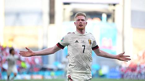 EM-jalkapallo | Kevin De Bruyne käänsi ottelun kulun, Belgia voitti Tanskan kahdella upealla maalilla 2–1 – Tulos helpottaa Huuhkajien jatkohaaveita