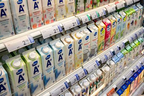 Maitotuotteiden viennin arvo kasvoi viime vuonna lähes viisi prosenttia yli 400 miljoonaan euroon.