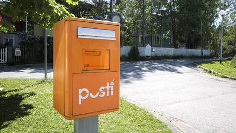 Poliisi on saanut haltuunsa varastettuja postilähetyksiä lähes kahdenkymmenen vuoden ajalta Suonenjoella.