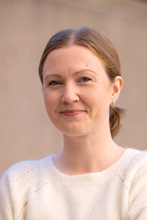 Emma Nortio toimi aiemmin Helsingin yliopiston tutkijana ja tällä hetkellä Itä-Suomen yliopistossa yliopistonlehtorina. 