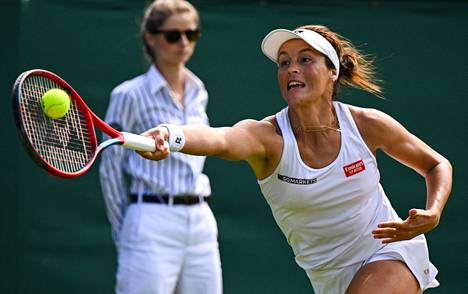 Tatjana Maria pelaa Wimbledonissa 16 parhaan joukossa.