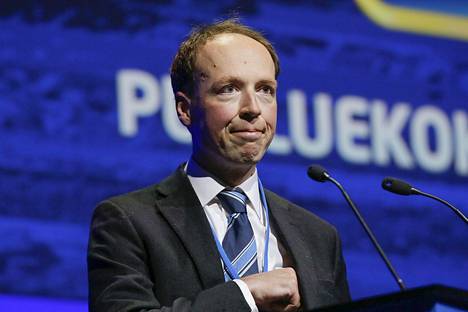 Jussi Halla-aho perussuomalaisten puoluekokouksessa Turussa vuonna 2015.