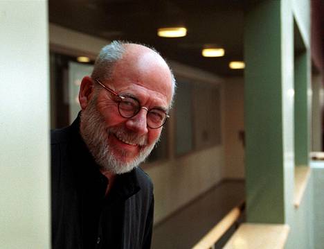 Sven Lindqvist vuonna 2000.