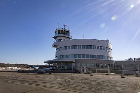 Malmin lentokentän asemarakennus on suojeltu.