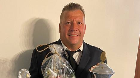 Pitkäaikainen vapaapalokuntalainen Magnus Eriksson palkittiin Turun seutukunnan vuoden palomiehenä.
