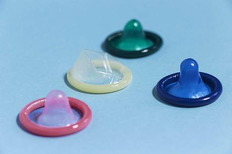 Kondomi suojaa yleisimmiltä seksitaudeilta.