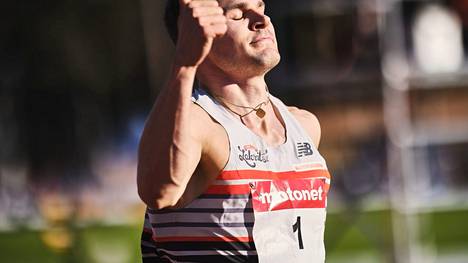 Yleisurheilu | Elmo Lakka juoksi 110 metrin aidoissa SE:n: 13,31 – Arto Bryggaren lähes 37 vuotta vanha ennätys jäi vihdoin historiaan