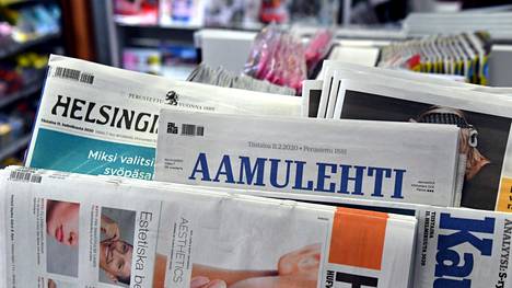 Helsingin Sanomat, Aamulehti ja Kauppalehti sanomalehdet kuvattuna Helsingissä 11. helmikuuta 2020.