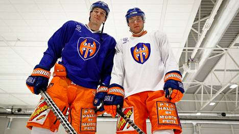 Jori Lehterä ja Anton Levtchi ovat taikurimaisia jääkiekkoilijoita.