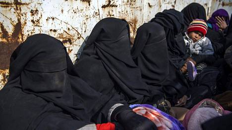 Suomesta Isisin riveihin lähteneet ovat saaneet mahdollisesti toista­kymmentä lasta, arvioi Supo – Kun ”kalifaatti” murenee, mikä on jihadistien lasten kohtalo?