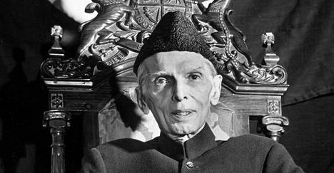 Pakistanin perustaja ja ensimmäinen kenraalikuvernööri Muhammad Ali Jinnah kuvattuna maan itsenäistymisvuonna 1947.