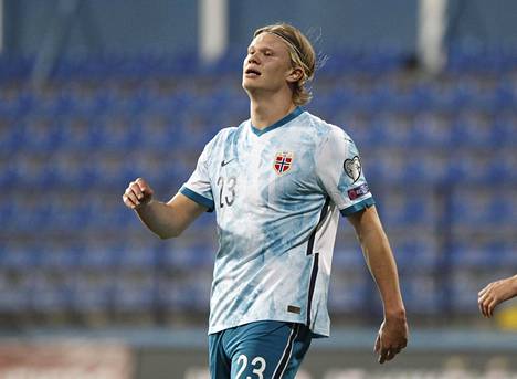 Erling Braut Haaland pelasi tiistaina Norjan MM-karsintaottelussa Montenegroa vastaan.