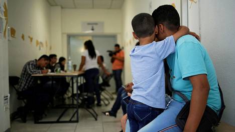 Meksiko ja Guatemala pelkäävät joutuvansa puskureiksi, kun Trumpin hallinto vaikeuttaa turvapaikan hakemista Meksikon vastaisella rajalla