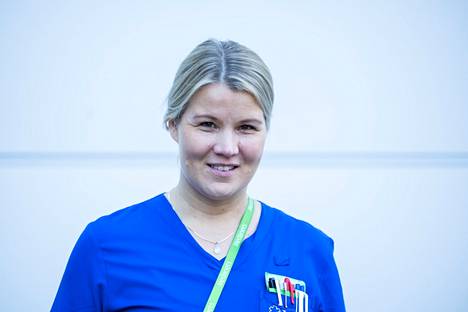Jenni Kangasniemi on työskennellyt 15 vuotta sairaanhoitajana päivystyksessä, mutta nyt paine on käynyt ennennäkemätömäksi.
