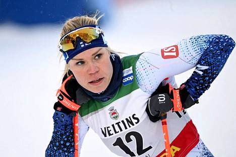 Jasmi Joensuu oli yksi kuudesta pudotushiihtoihin Lillehammerin sprintissä selvinneestä suomalaisesta. Kuvassa Joensuu Rukan sprintissä 26. marraskuuta.