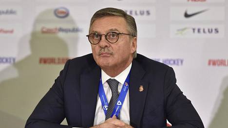 Jääkiekko | Venäjän medialta myös kehuja MM-kiekon viemisestä pois Valko-Venäjältä – kaiken kiitoksen saa René Fasel, joka ”on hyvä laskemaan rahaa”