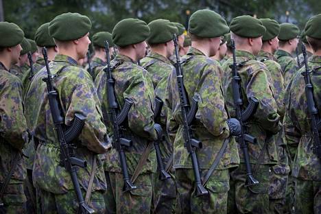 Suomen uusi puolustusselonteko esittää sodanajan joukkojen vahvuuden kasvattamista.