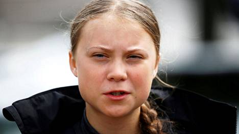 Ilmastoaktivisti Greta Thunberg saapui New Yorkiin parin viikon purjehduksen jälkeen