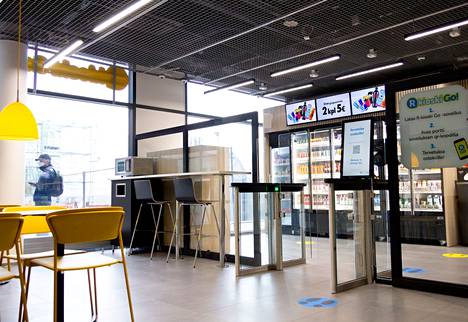 Uudenlainen R-kioski avattiin tiistaina 12.lokakuuta Viikin kampusalueella. 