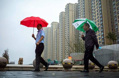 Asuntosijoittaminen on kiinalaisille kuin sateenvarjo: turva pahan päivän varalle. Nyt tuo turva horjahtelee.