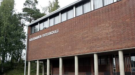 Helsinkiläinen Kulosaaren yhteiskoulu on yksi lakon piirissä olevista kouluista. Lakko kestää maanantaista torstaihin.