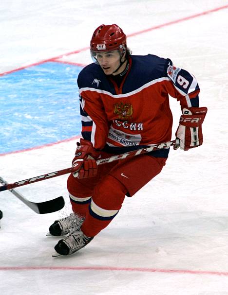  Stanislav Tšistov pelasi Karjala-turnauksessa Helsingissä vuonna 2005. 