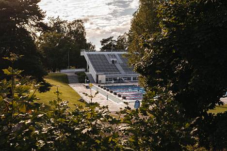 Helsingin uimastadion on Helsingin suosituimpia kesänviettopaikkoja.