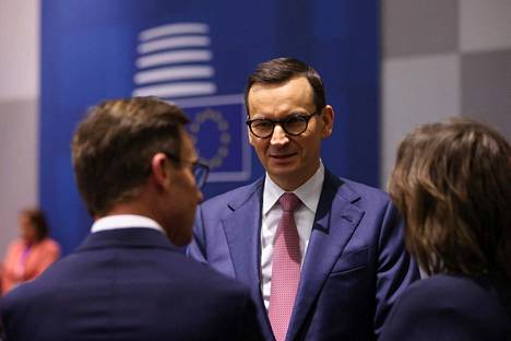 EU on toistuvasti varoittanut Puolan pääministeriä Mateusz Morawieckia (kesk.) siitä, että tämän hallituksen päätökset jäytävät oikeusvaltioperiaatetta Euroopassa.