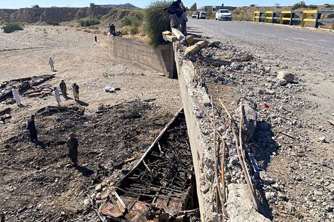 Onnettomuuspaikka lähellä Belan kaupunkia Balochistanin provinssissa.