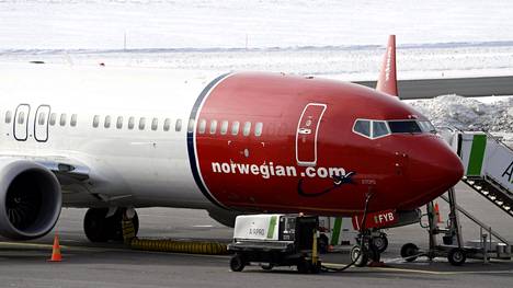 Lentoyhtiöt | Oslon pörssi pysäytti kaupankäynnin kriisikokousta pitävän Norwegianin osakkeilla