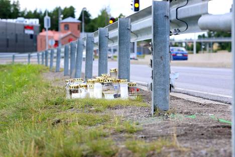 Kolmen nuoren kuolemaan johtanut onnettomuus tapahtui Savonlinnan ohitustiellä heinäkuun viimeisenä viikonloppuna. 