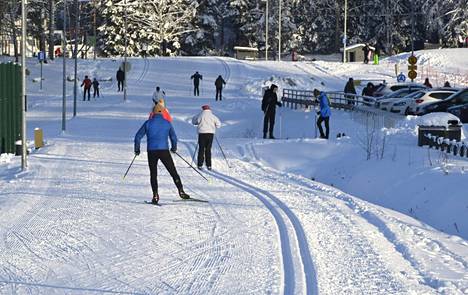 Helmikuun lopulla Espoon Oittaalla oli mainio hiihtokeli. 