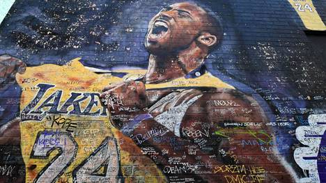 Legendaarinen Kobe Bryant on ikuistettu myös useisiin seinämaalauksiin.