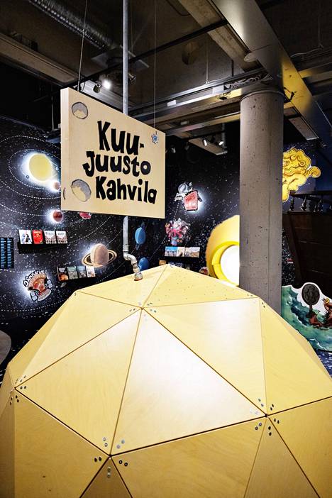 Mauri Kunnas wrote the space book of All Time (2007, Otava), and there are adventures in space in the author's other works.