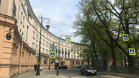 Suomen pääkonsulaatti Preobraženskaja-aukiolla Pietarissa.