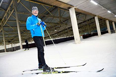 Pekka Halonen oli hiihtolenkillä tammikuussa Kivikon hiihtohallissa.