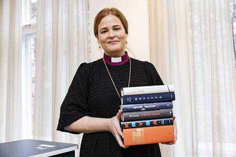 Piispa Mari Leppänen valitsee tänä vuonna kaunokirjallisuuden Finlandia-voittajan.