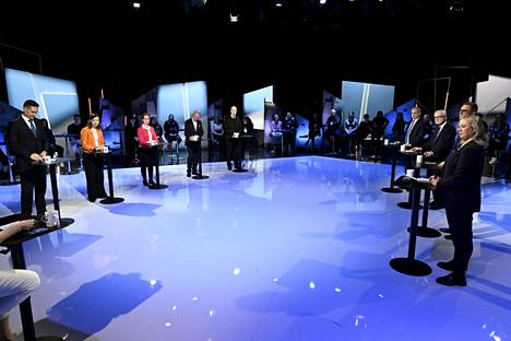 Presidential candidates Mika Aaltola (from left to right), Li Andersson, Sari Essayah, Pekka Haavisto, Jussi Halla-aho, Hjallis Harkimo, Olli Rehn, Alexander Stubb and Jutta Urpilainen at YLE's Great Election Debate in Helsinki on January 25, 2024.