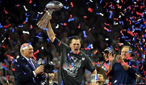 Tom Brady juhli Super Bowlin voittoa vuonna 2017.