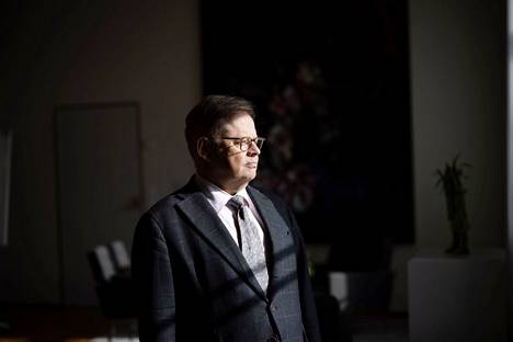 Pormestari Juhana Vartiainen kuvattiin työhuoneellaan Helsingin kaupungintalolla 21. syyskuuta.
