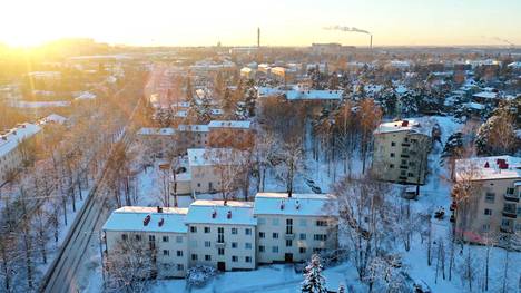 Asuntojen markkinointiajat Käpylässä ovat parhaasta päästä Helsingissä. Suositulla alueella on monipuolista asuntokantaa.